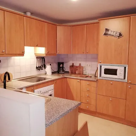 Апартаменти Carib Playa *